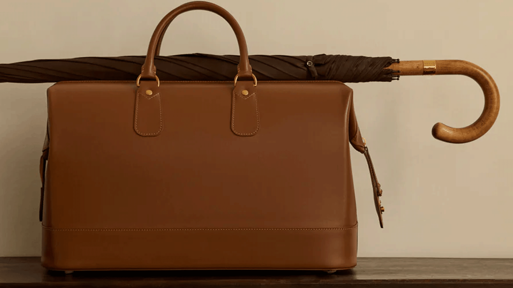 CHOOSING YOUR BRIGG UMBRELLA: WHICH SIZE IS RIGHT FOR YOU? - Swaine Group Ltd