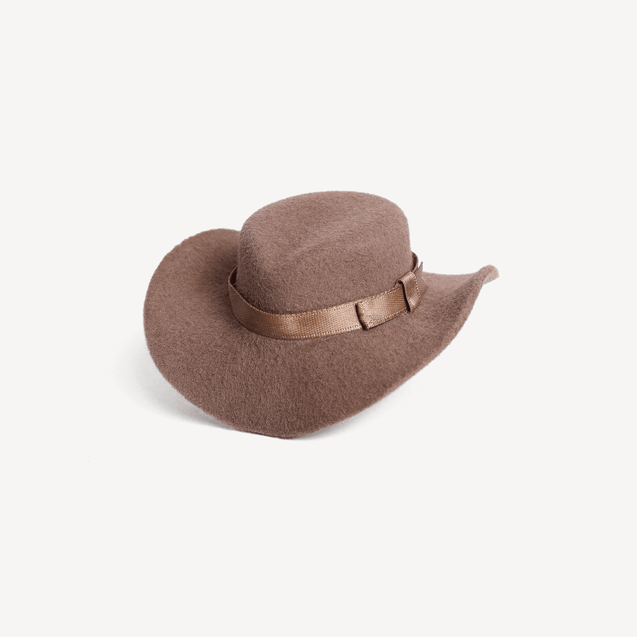 Mini Hat Charm in Latte - Swaine Group Ltd