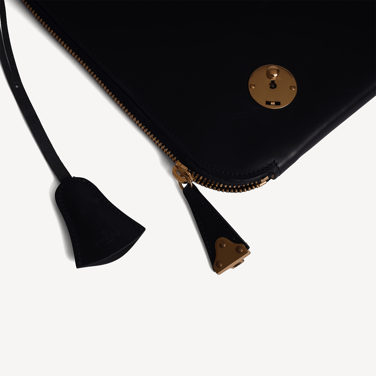Salisbury Folio - Black - Swaine Group Ltd